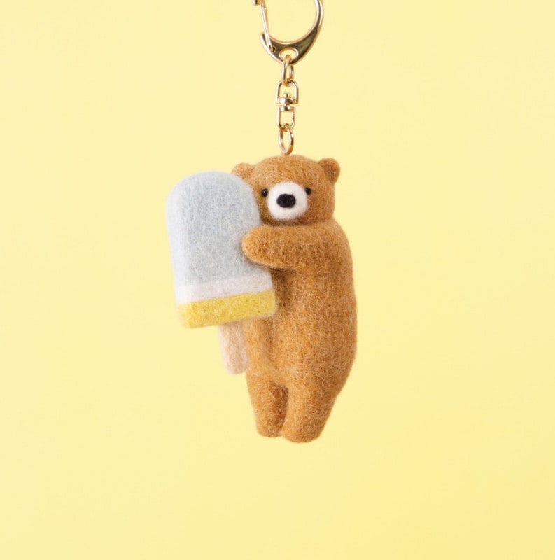 中級者向け羊毛フェルトキット　茶クマとソーダアイスバー