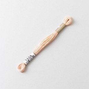 COSMO（コスモ） 25番 刺しゅう糸 色番 (750A)