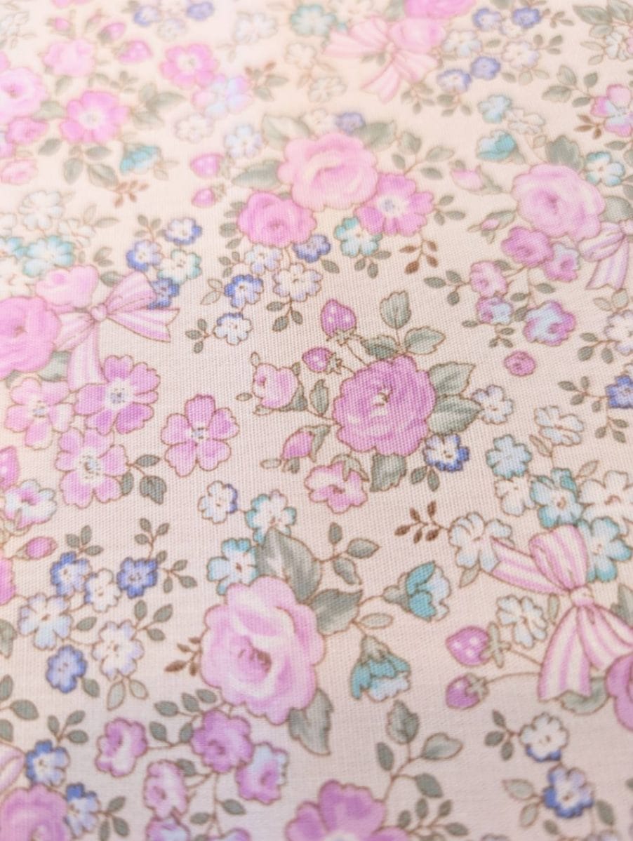 Find Me ローズとリボン ブロード生地 花柄 コットン 布 パープル