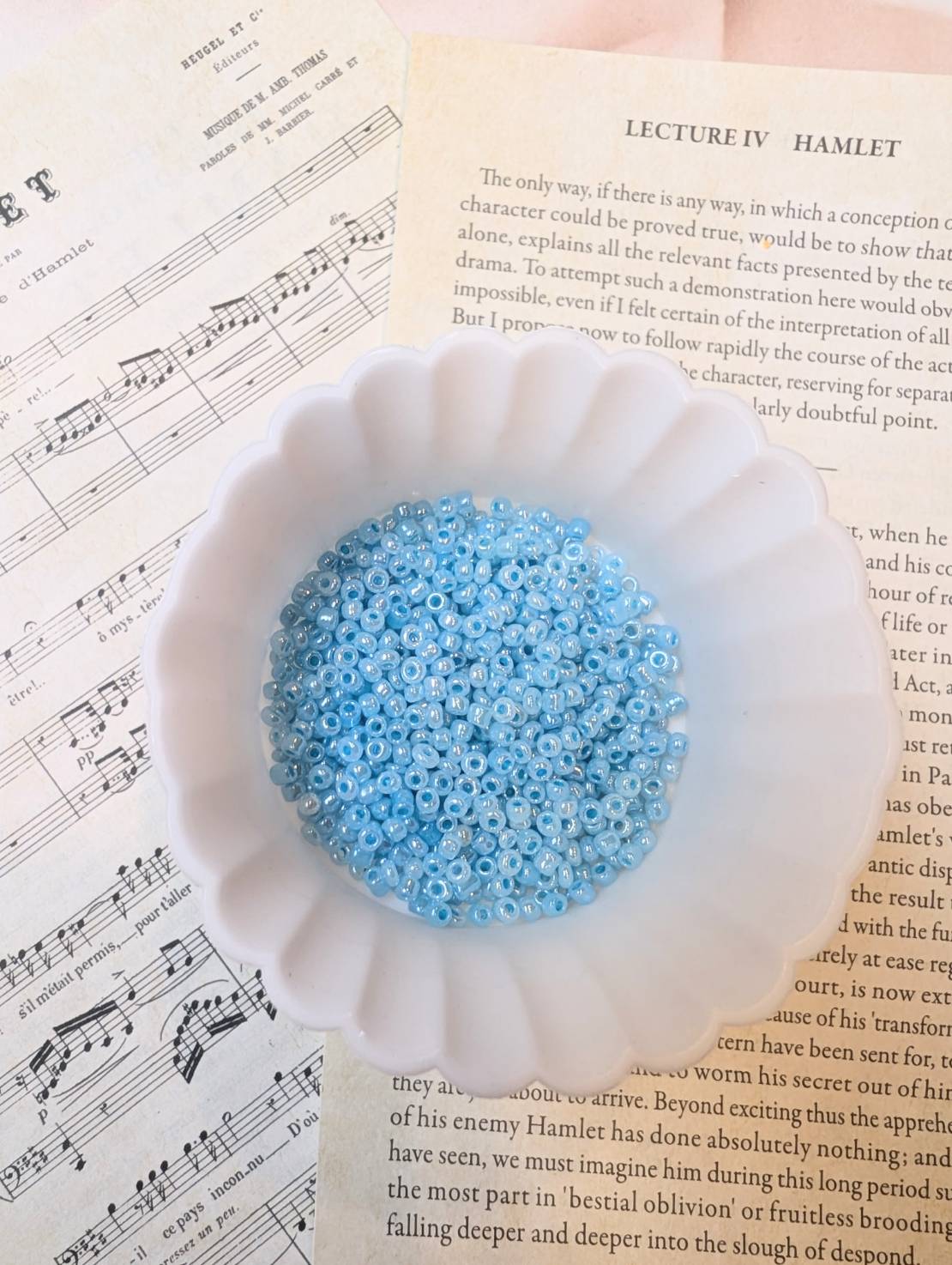 ガラスビーズ 2㎜ マカロンカラー マカロンブルー 15g | すべての商品