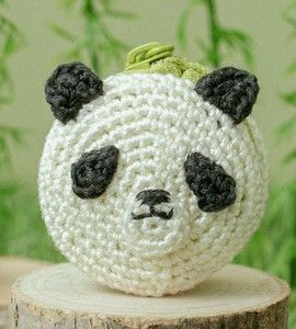 刺しゅうで編む小さなポーチ（かぎ針編み）初級〜中級 (パンダ)
