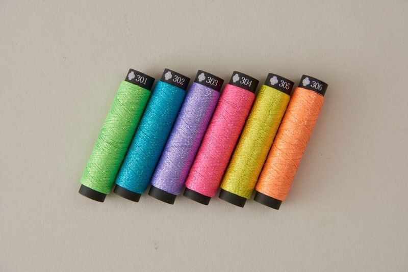 COSMO（コスモ） にしきいと 蛍 色番 (301)