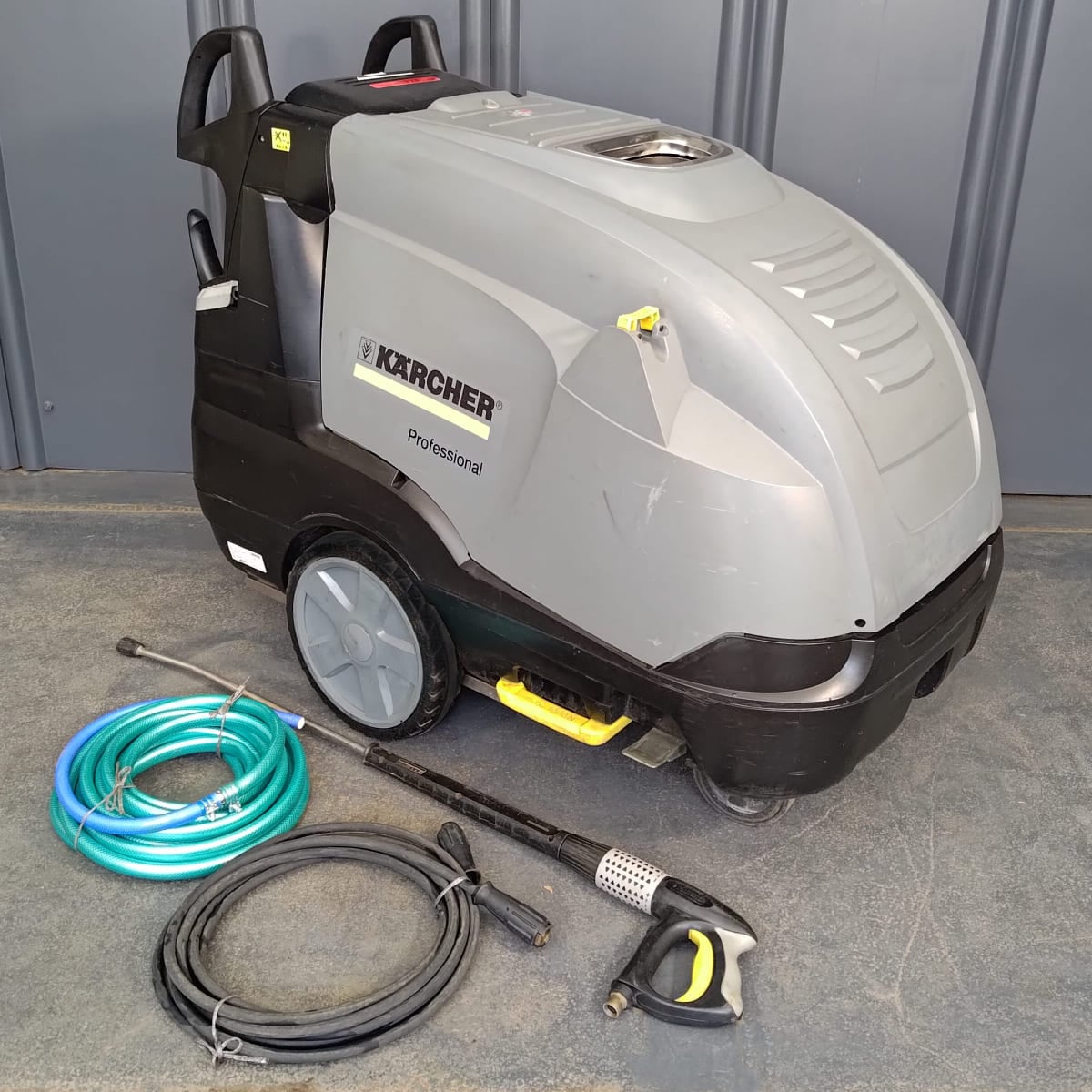 【動画】Karcher ケルヒャー 温水 高圧洗浄機 HDS13/15S 200V 50Hz 凍結防止仕様【中古】