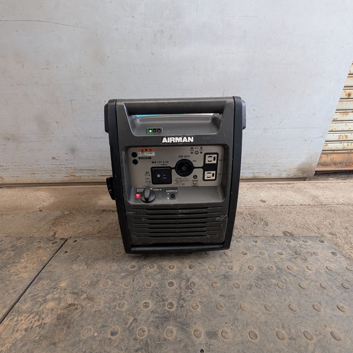 AIRMAN (旧北越工業) ガソリンエンジン発電機 HP2600SV【中古】 
