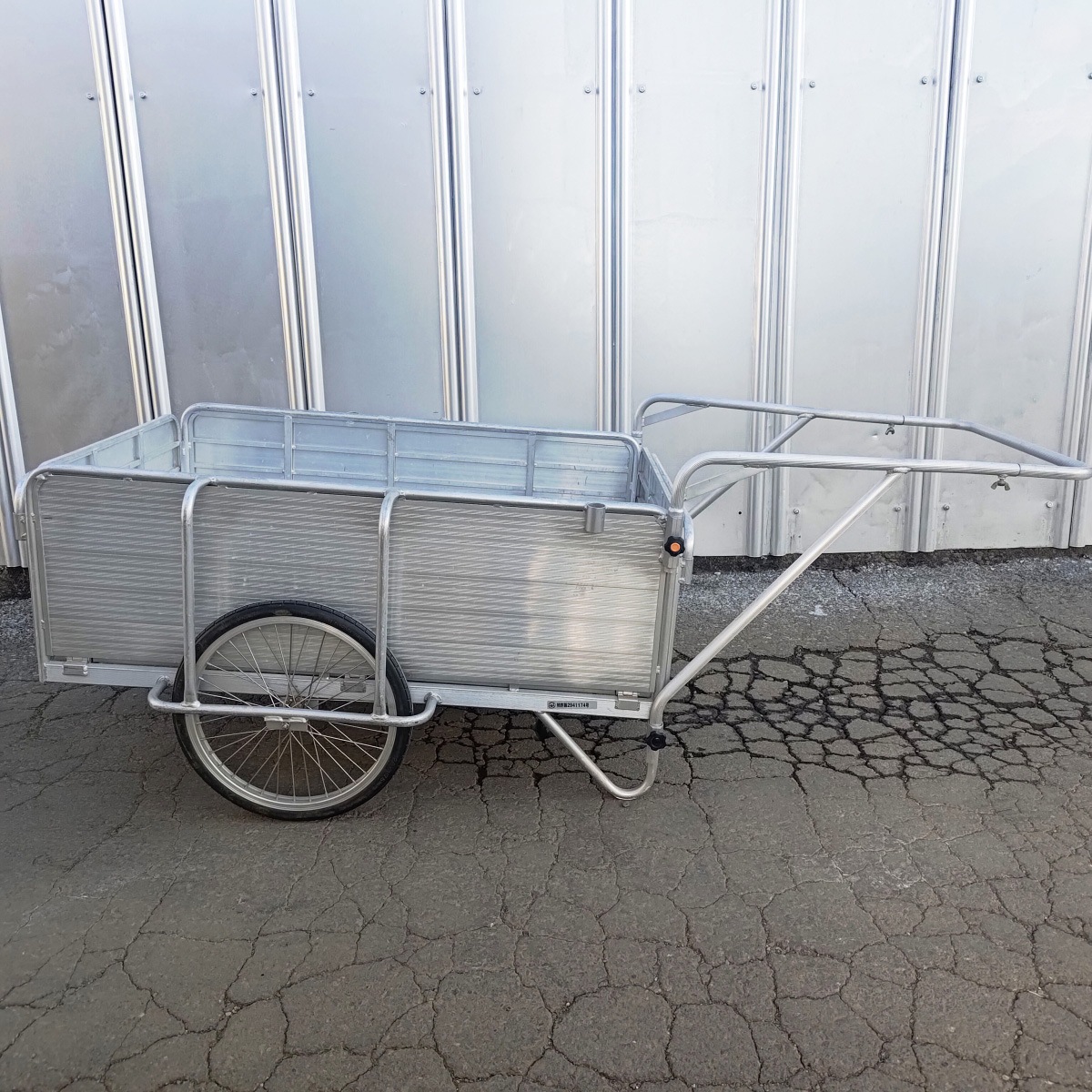 【中古】リアカー 折りたたみ アルミリヤカー 軽量 ノーパンクタイヤ PHC-150
