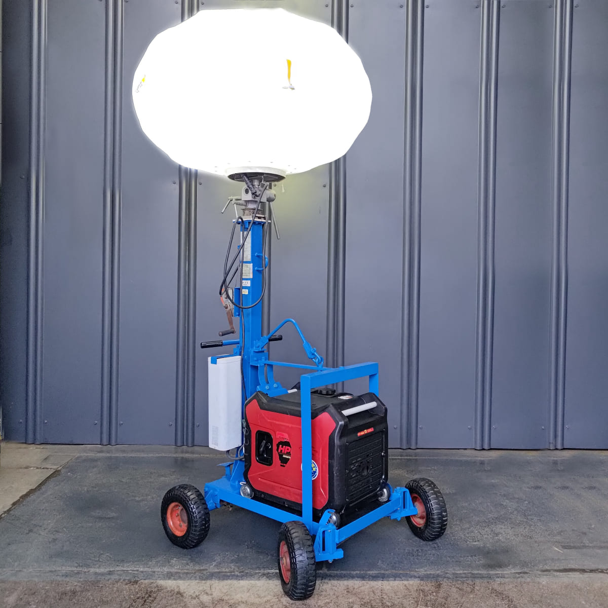 セット売り】バルーンライト 投光器 テラスター仕様 ＋ 発電機 【中古