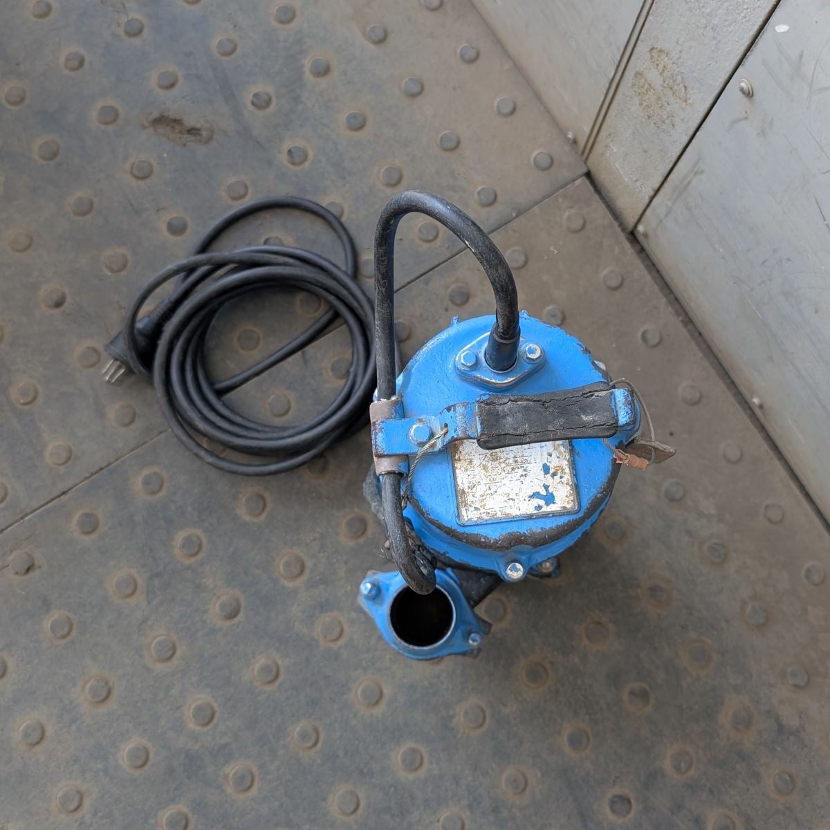 水中泥水ポンプ HSD2.55S 鶴見製作所 一般工事排水用 中古