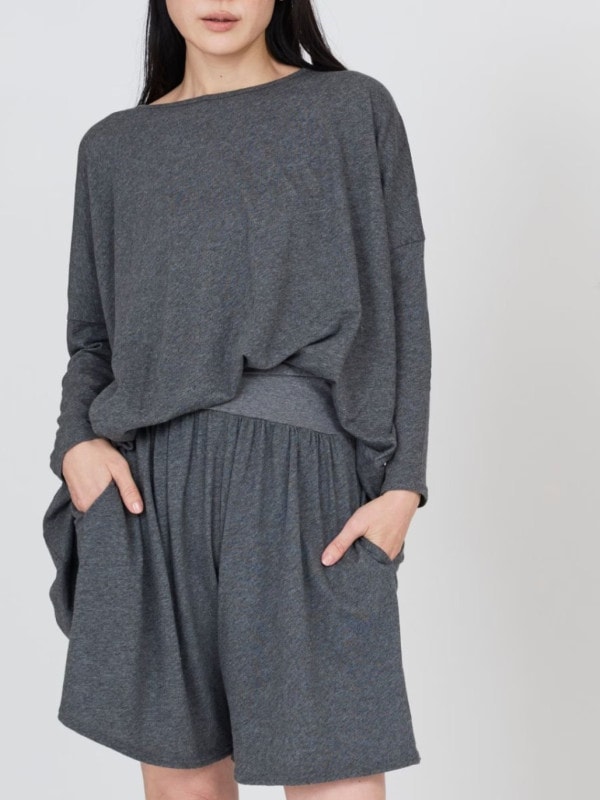 画像：ファインニット腹巻ショートキュロット チャコールグレー