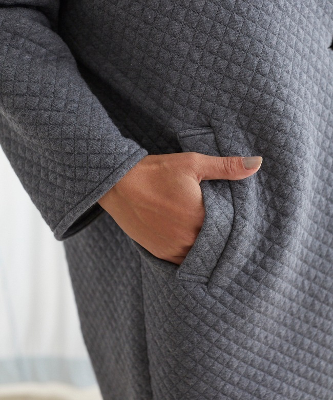 キルティングガウンコート チャコールグレー | すべての商品 | 美しく