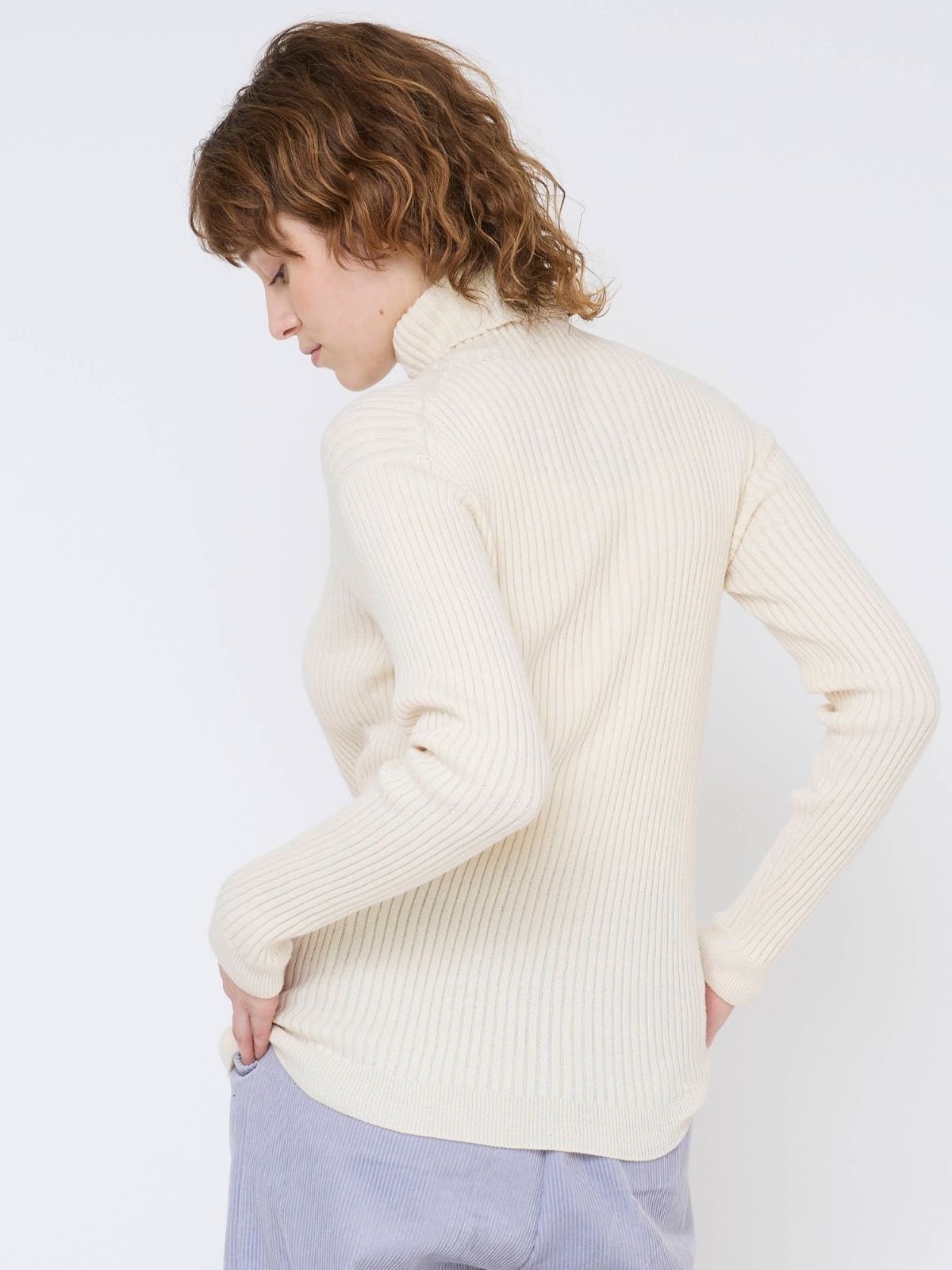 【シリーズ商品2点以上で10%OFF】再入荷｜コットンエアリーリブタートルネックトップス　ナチュラル