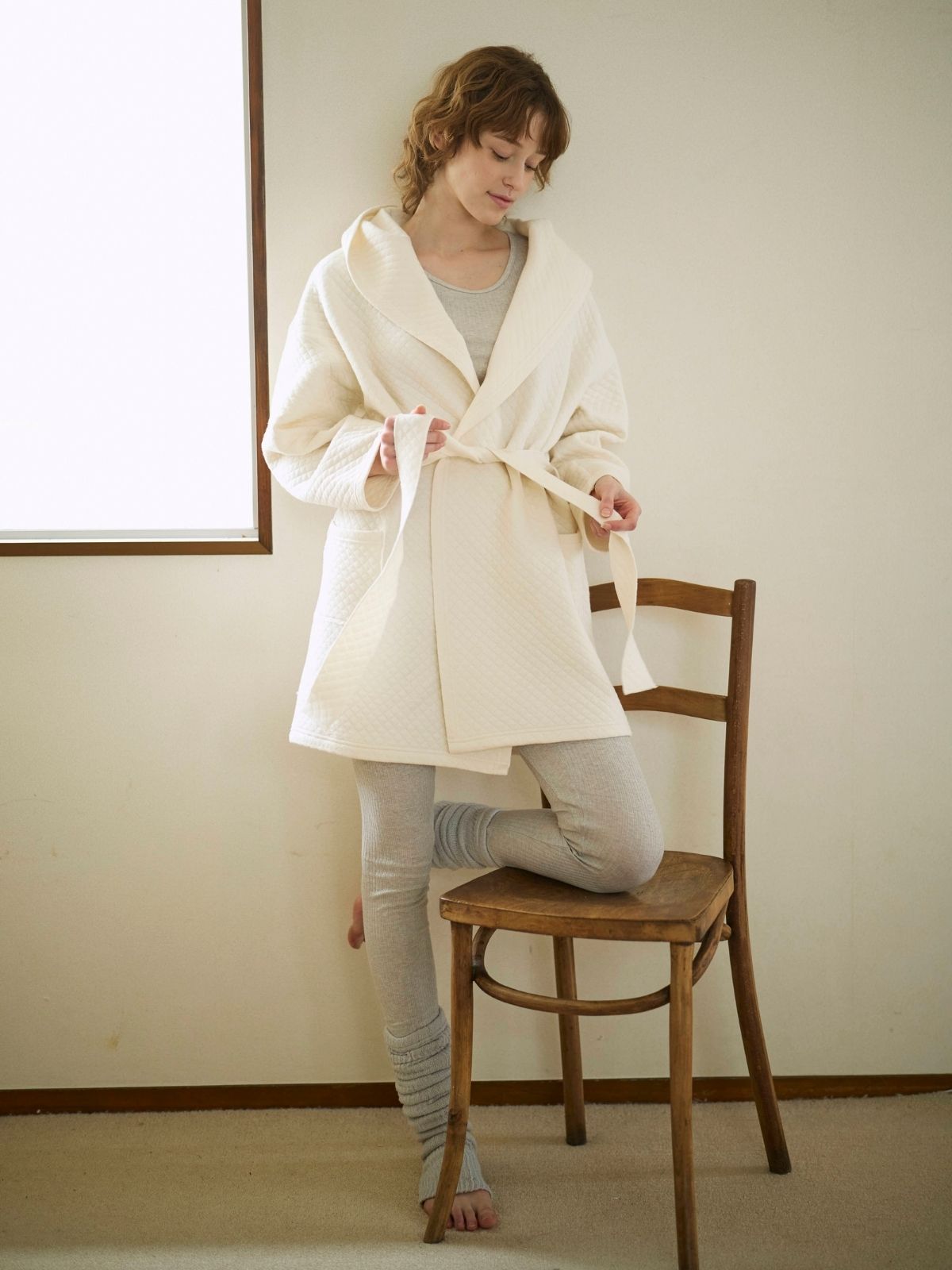 NEW｜キルティングフーデットガウンコート