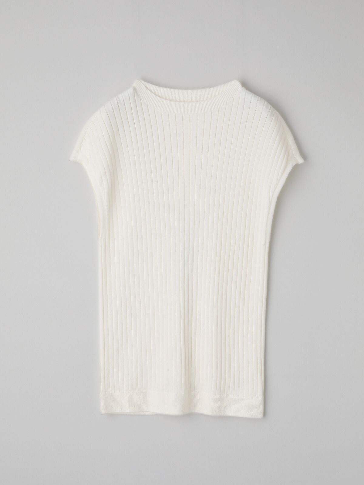 【残りわずか】コットンエアリーノースーブリブトップス ホワイト