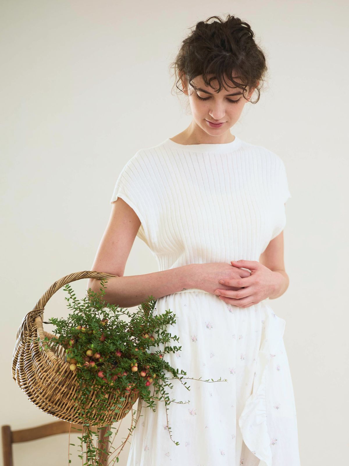 【残りわずか】コットンエアリーノースーブリブトップス ホワイト