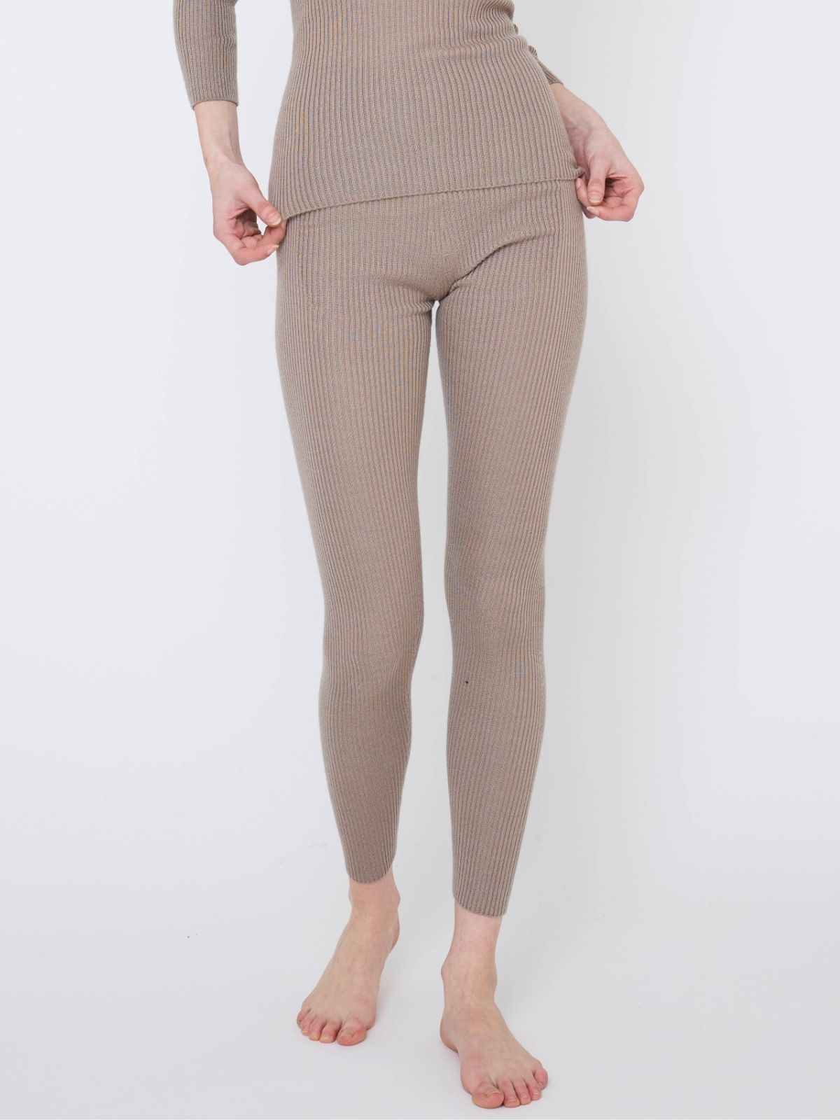 シルクエアリーレギンス ブラウン