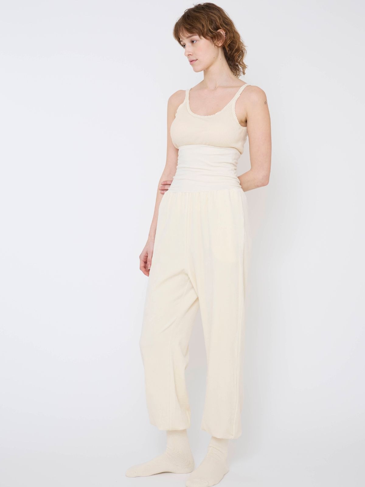 コットンベロアハイネックトップス