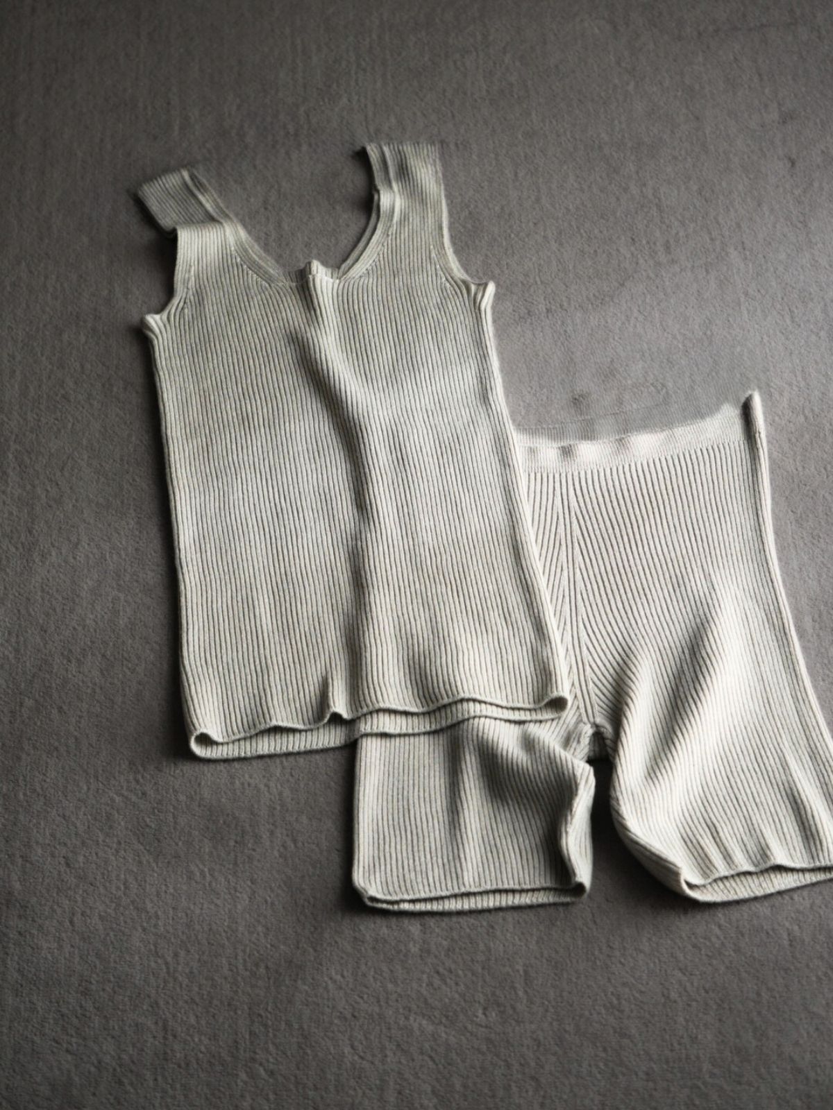 シルクエアリーショートパンツ ペールグレー