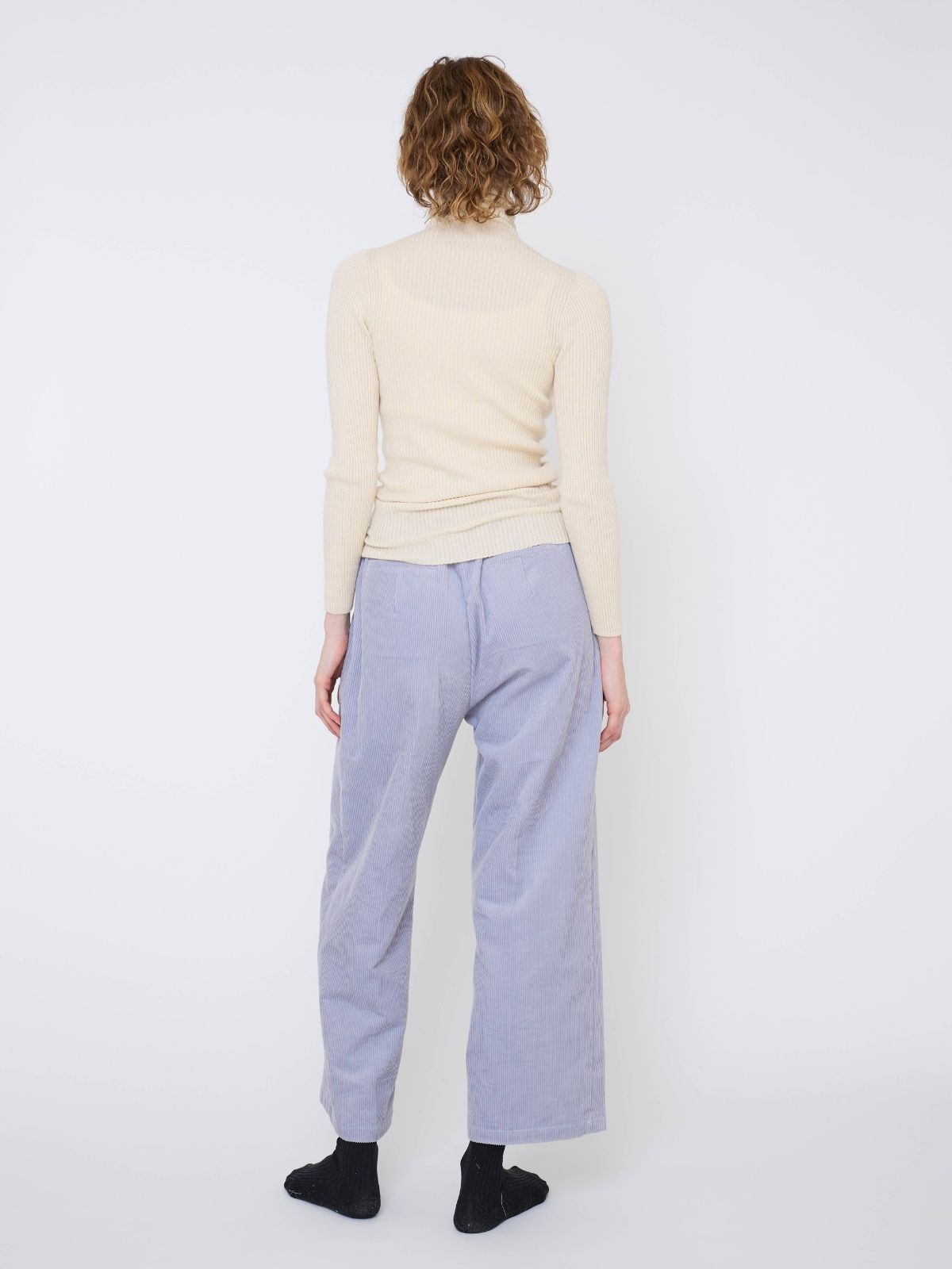 シルクエアリータートルネックトップス ナチュラル | すべての商品