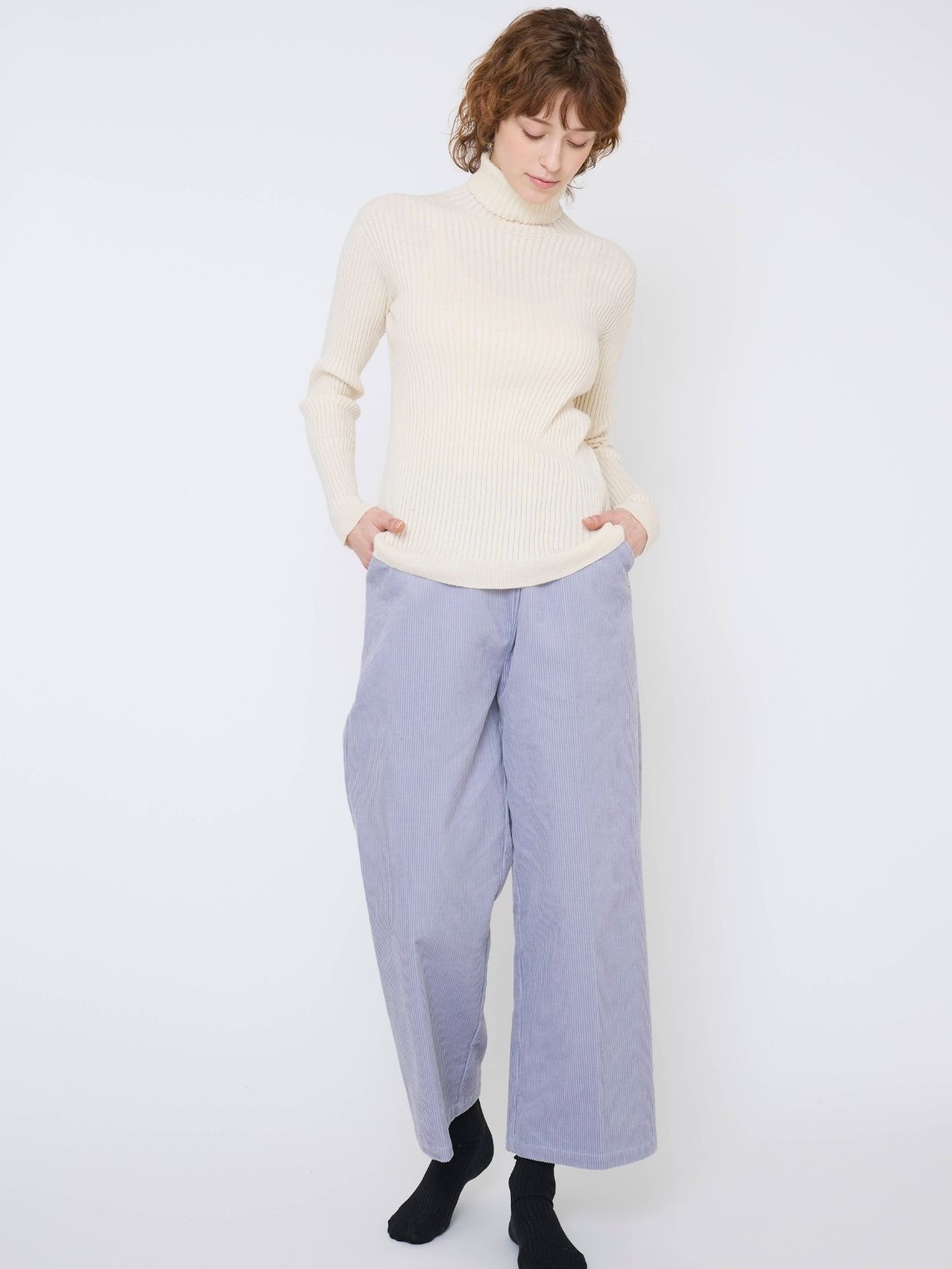 シルクエアリータートルネックトップス ナチュラル