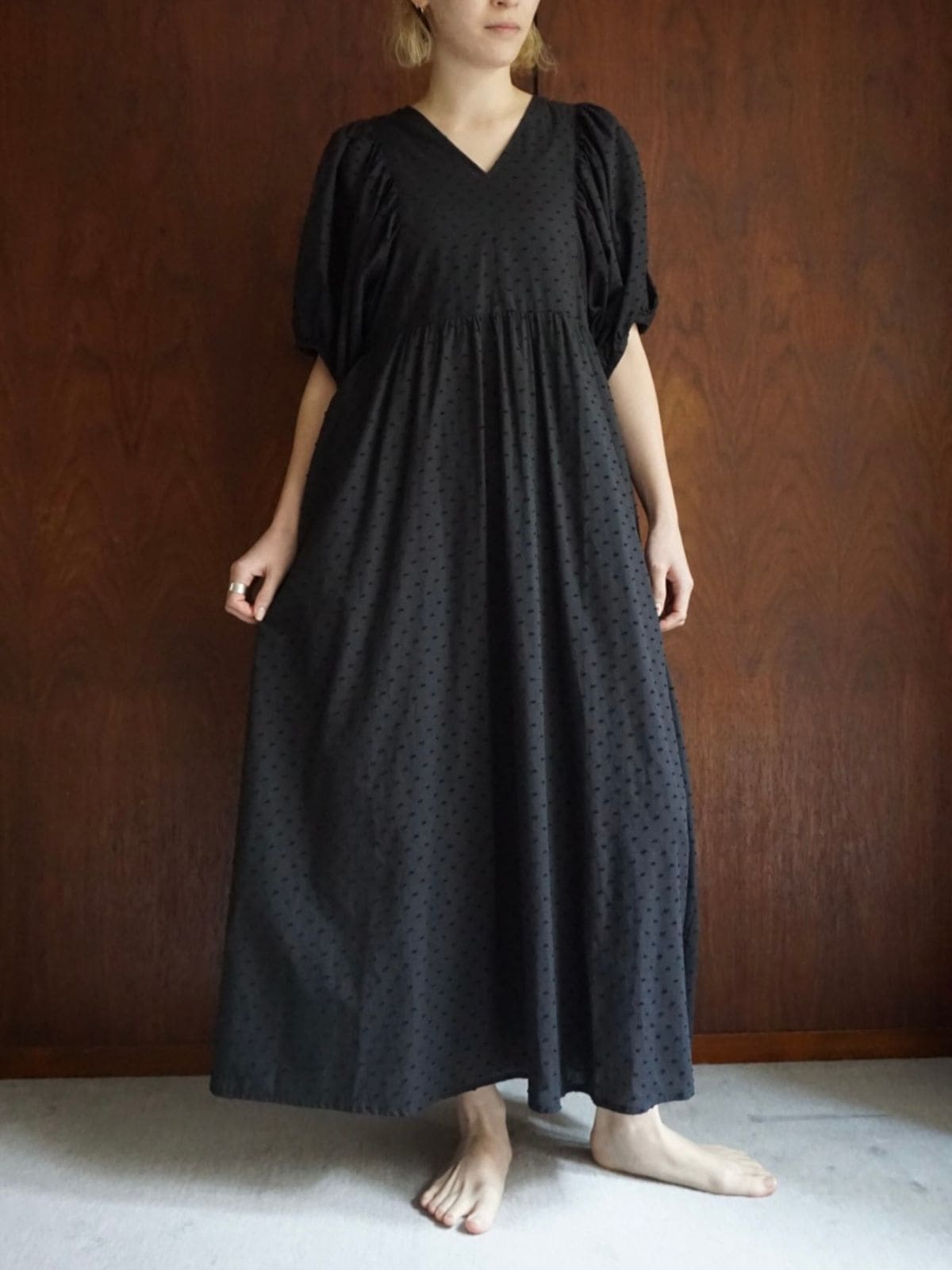 【NEW】【選べる着丈】ドットブラック パフスリーブワンピース(123cm/130cm)