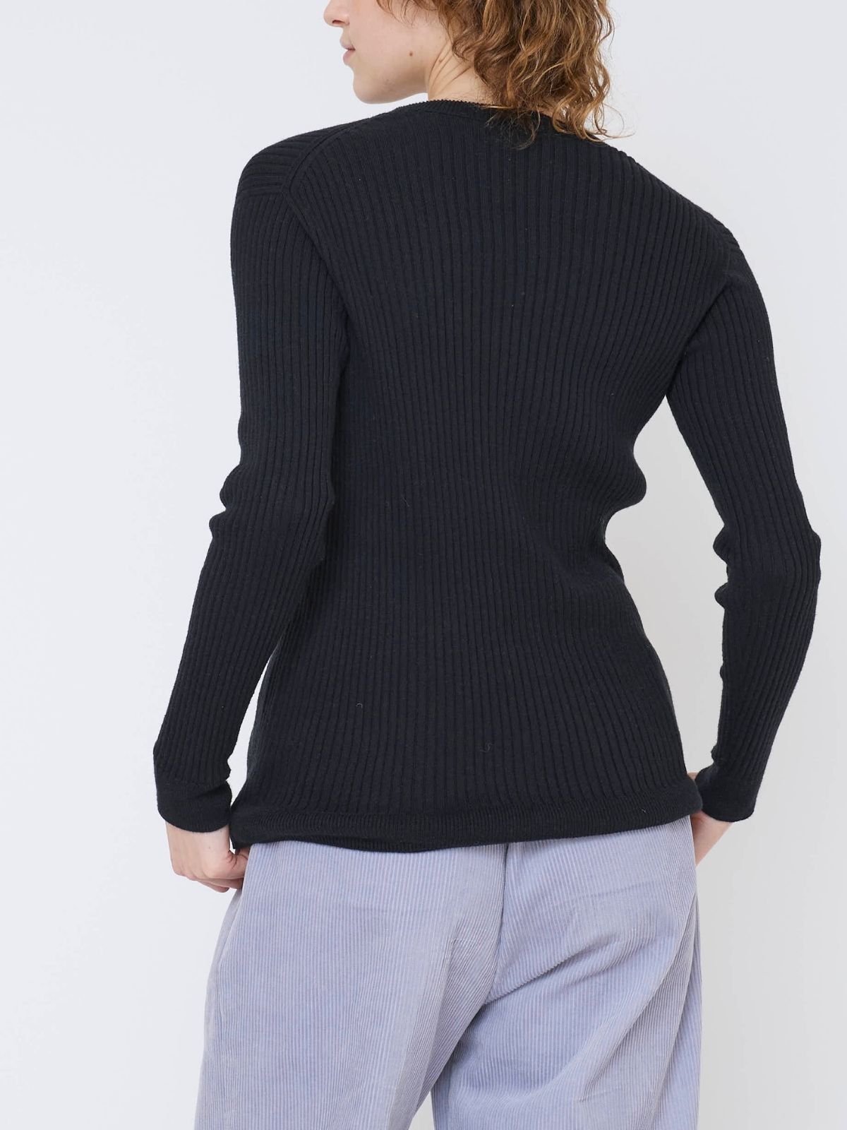 【シリーズ商品2点以上で10%OFF】コットンエアリーリブクルーネックトップス　ブラック