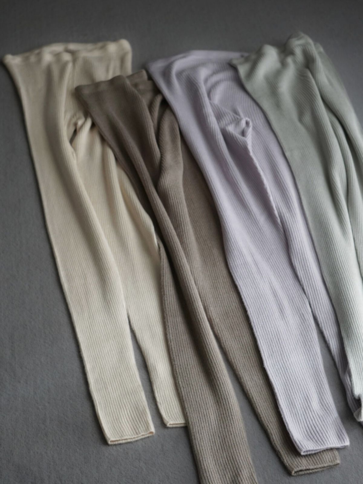 NEW｜シルクエアリートップス ペールグレー