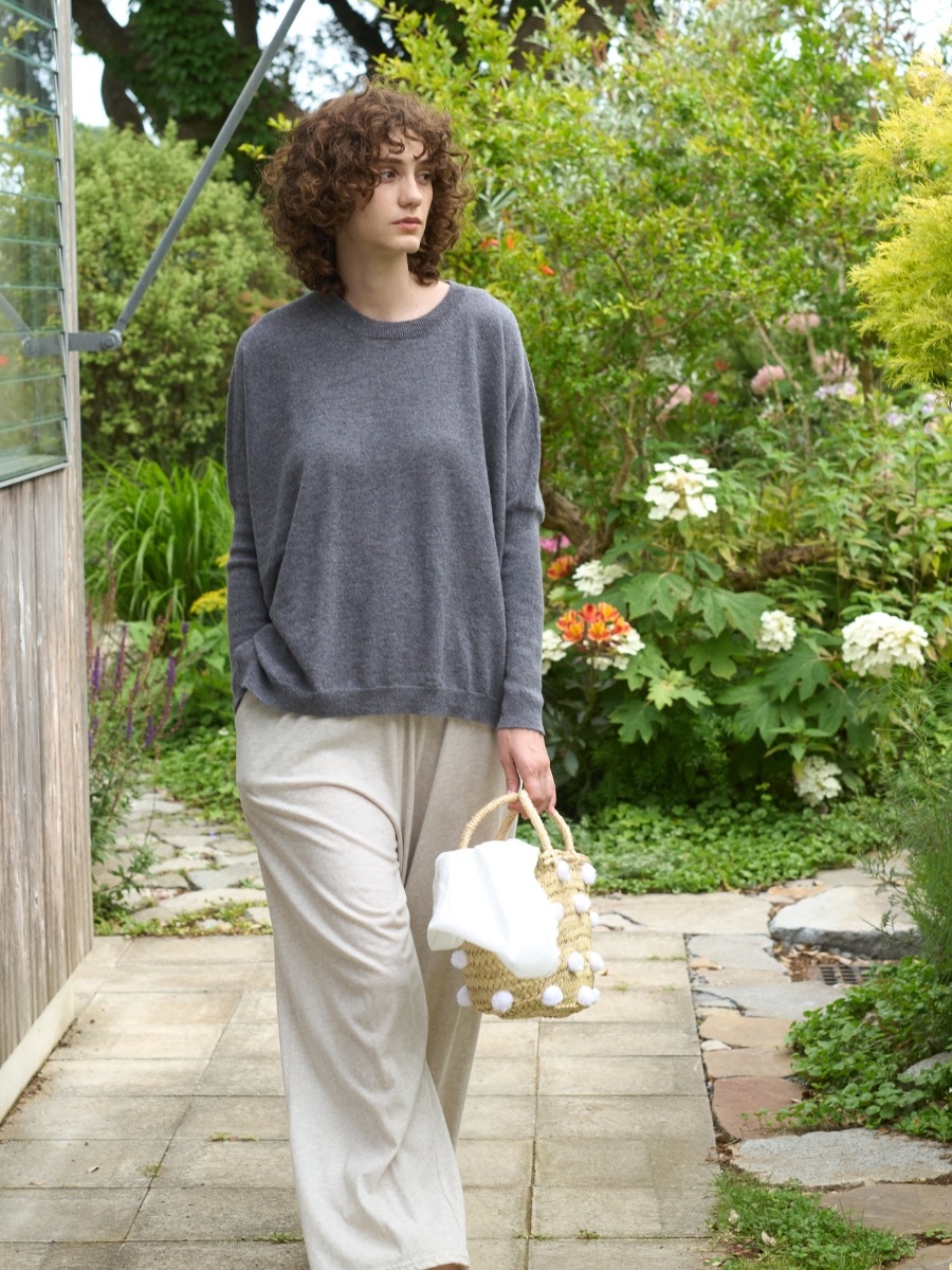 【NEW】【WOOL70%/CASHMERE30%】イタリアニットワイドプルオーバー（ライトピンク/ブラウン/チャコールグレー）