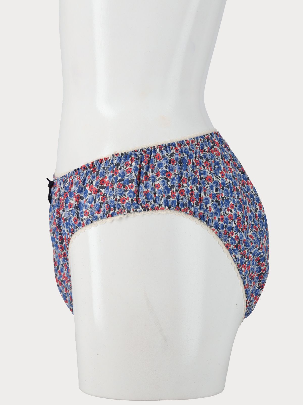 リバティキャンディフラワーベーシックショーツ