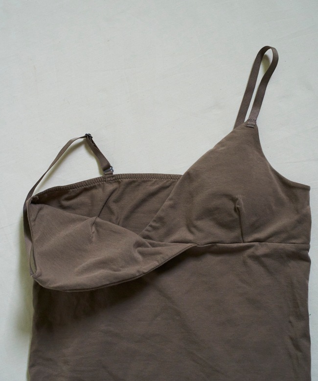 【再入荷】コンフォートカシュクールカップ付きキャミ　ベージュ