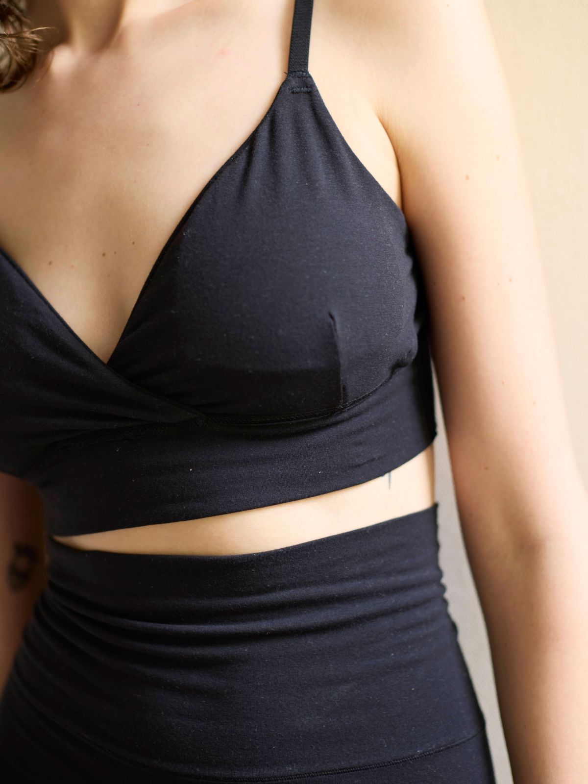 コンフォートカシュクールブラ　ブラック