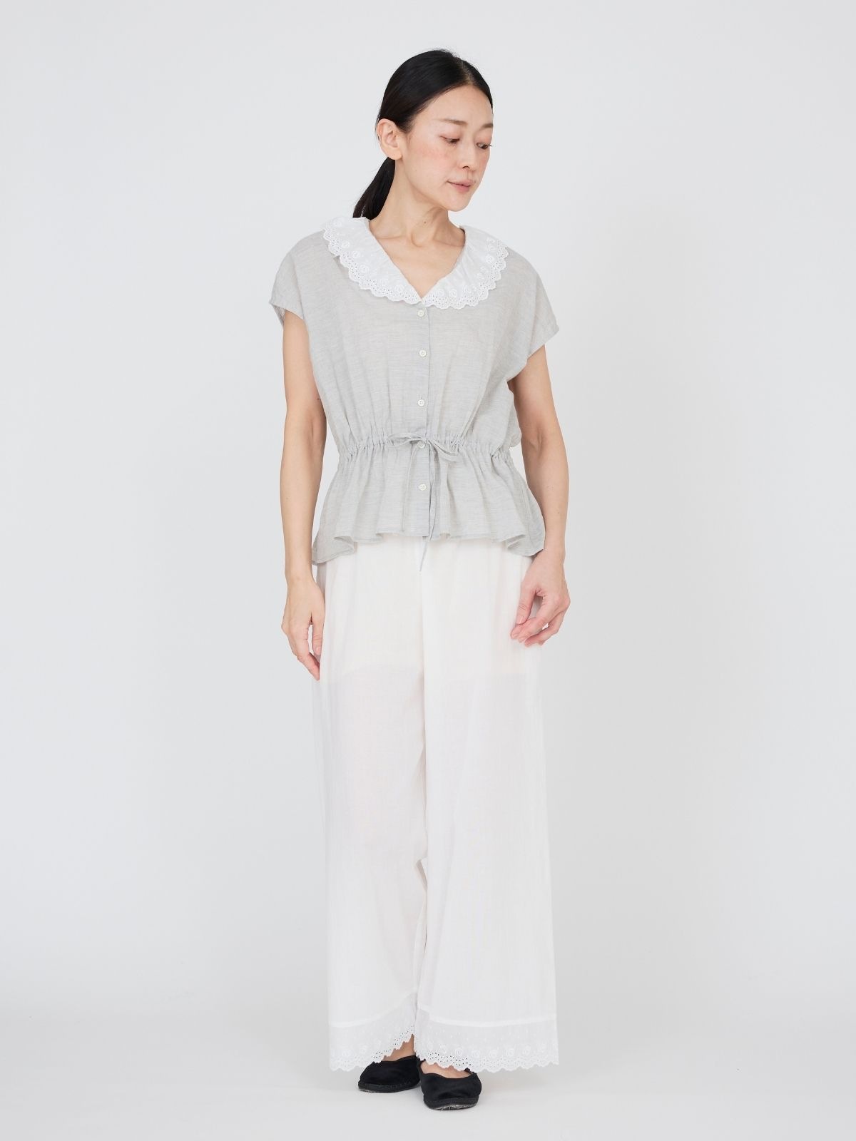 NEW｜クラシックローズレースブラウス ライトグレー
