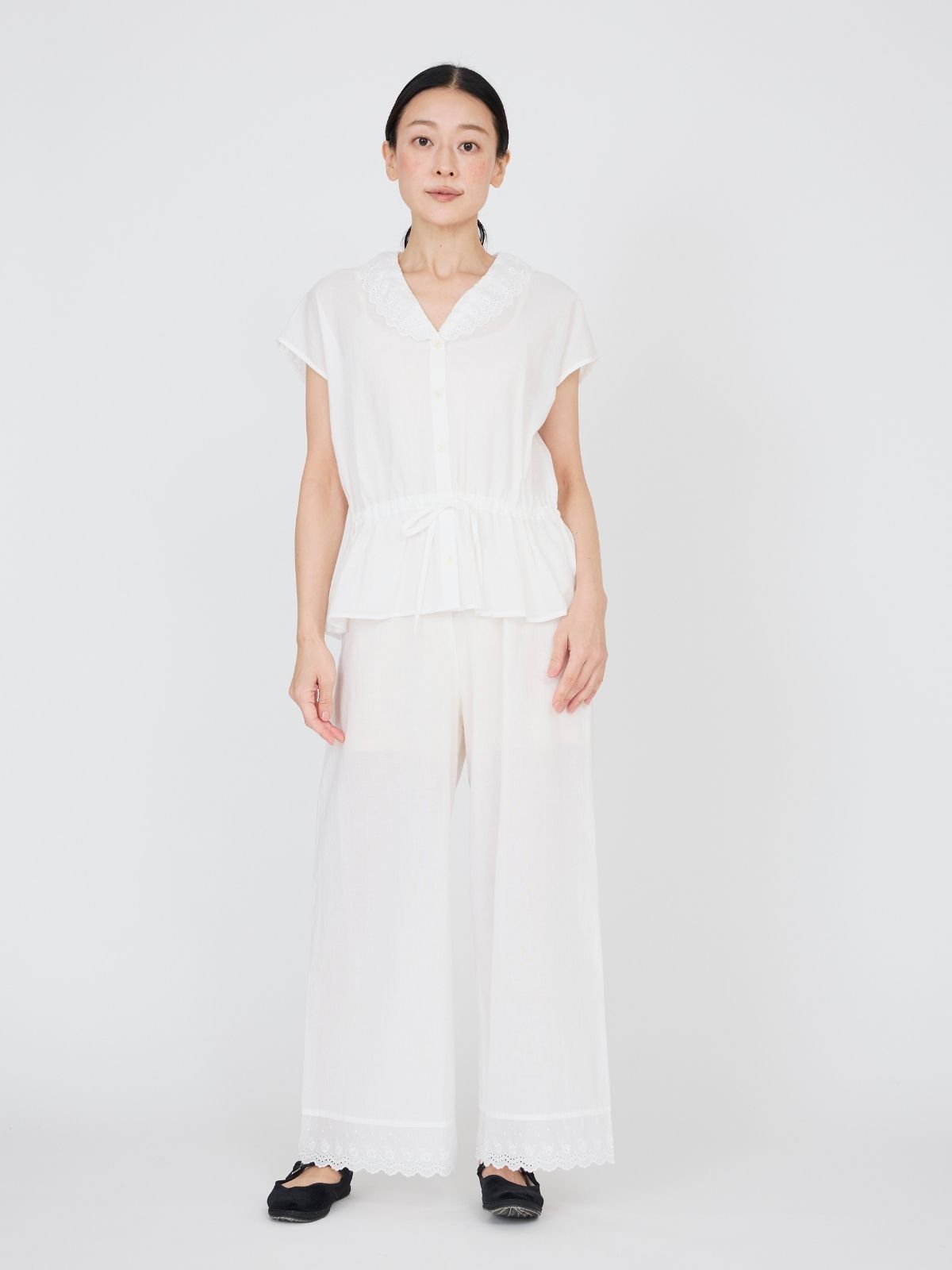 NEW｜クラシックローズレースブラウス ホワイト