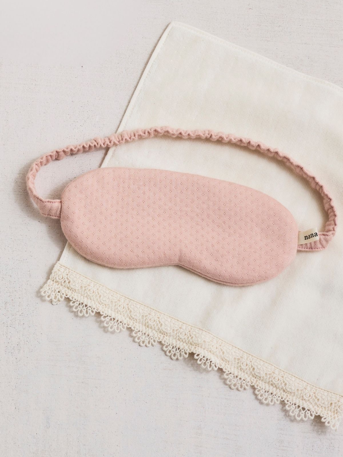 【残りわずか】ハンドメイドのアイマスク　スズラン ピンク（普通サイズ）