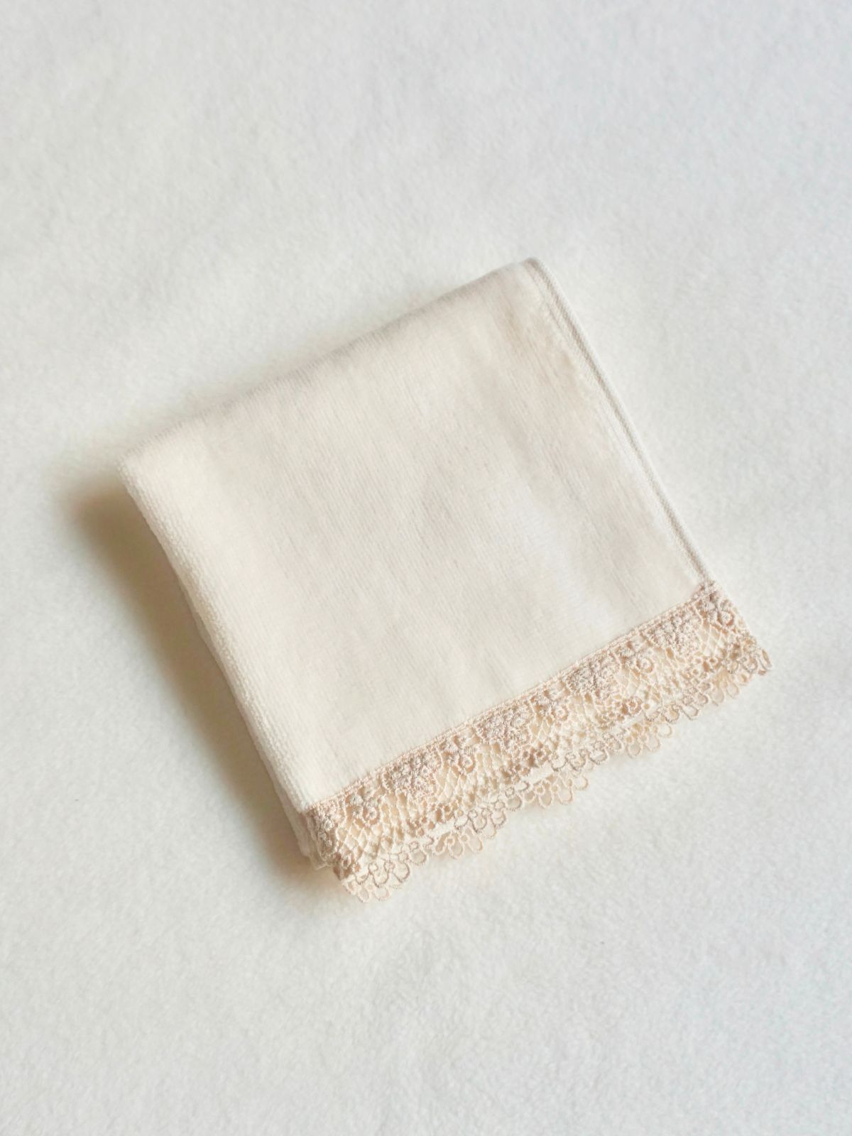 【ギフトにおすすめ】スズランミニタオル