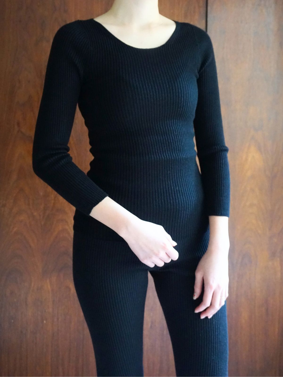 【NEW】【おまとめ10%OFF対象】【オンライン先行】【SILK100%】シルクエアリートップス（ナチュラル/ピンク/チャコールグレー/ブラック）