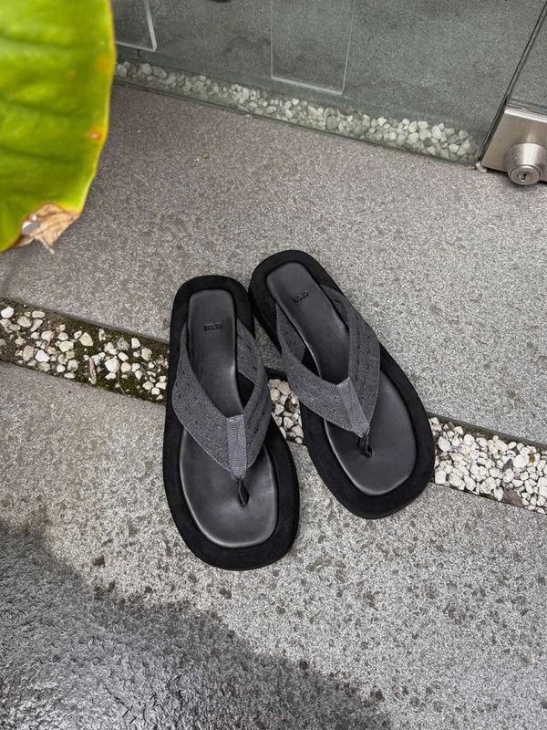 plat form linen tongs sandal