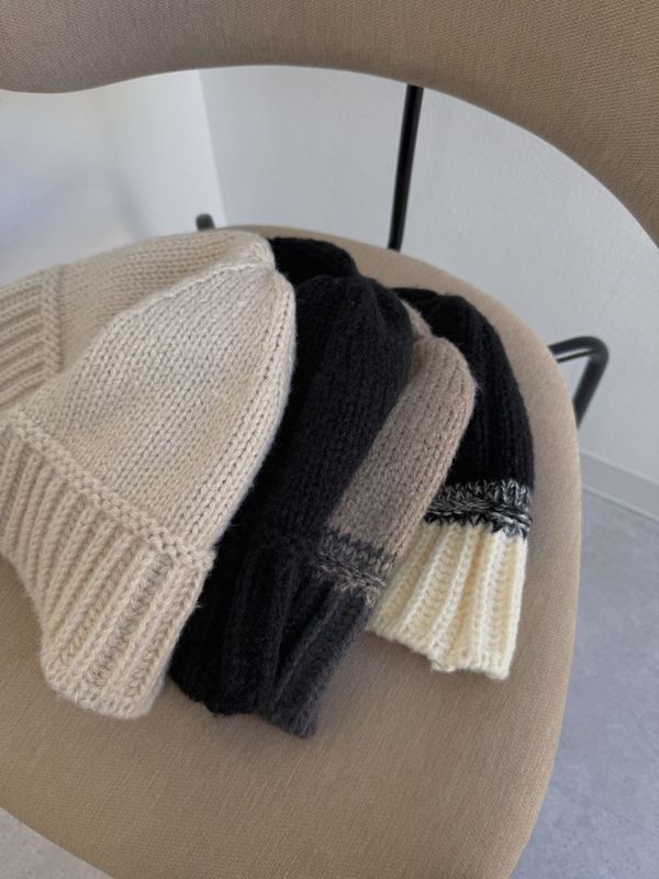 wide brim knit hat
