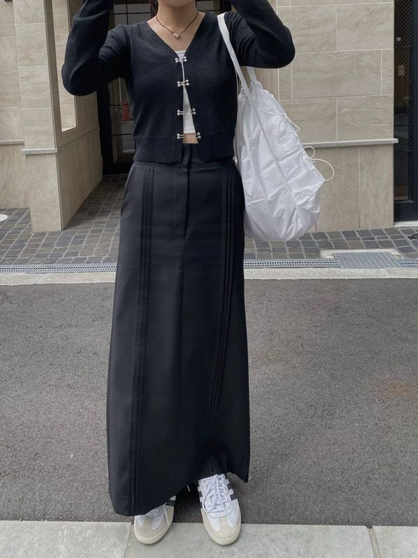 pin tuck solidly waist skirt