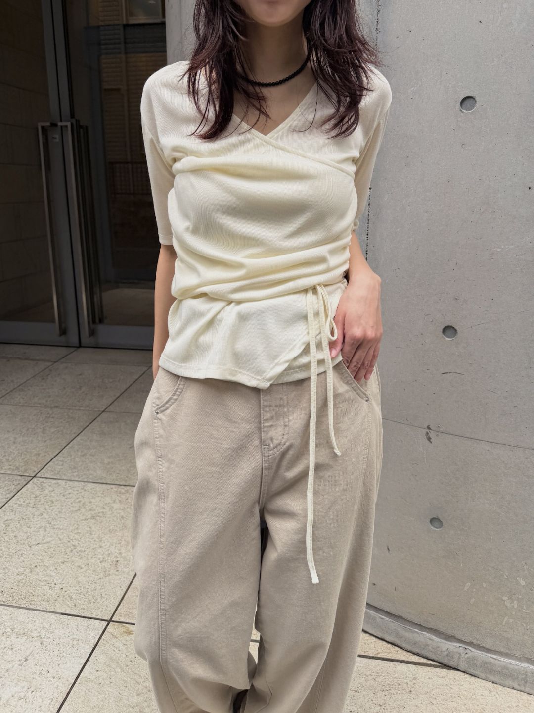 美品✨慈雨 近年モデル アシンメトリーカットソー トップス 総柄 ボトルネック カシュクールアシンメトリートップス｜レディースカットソー