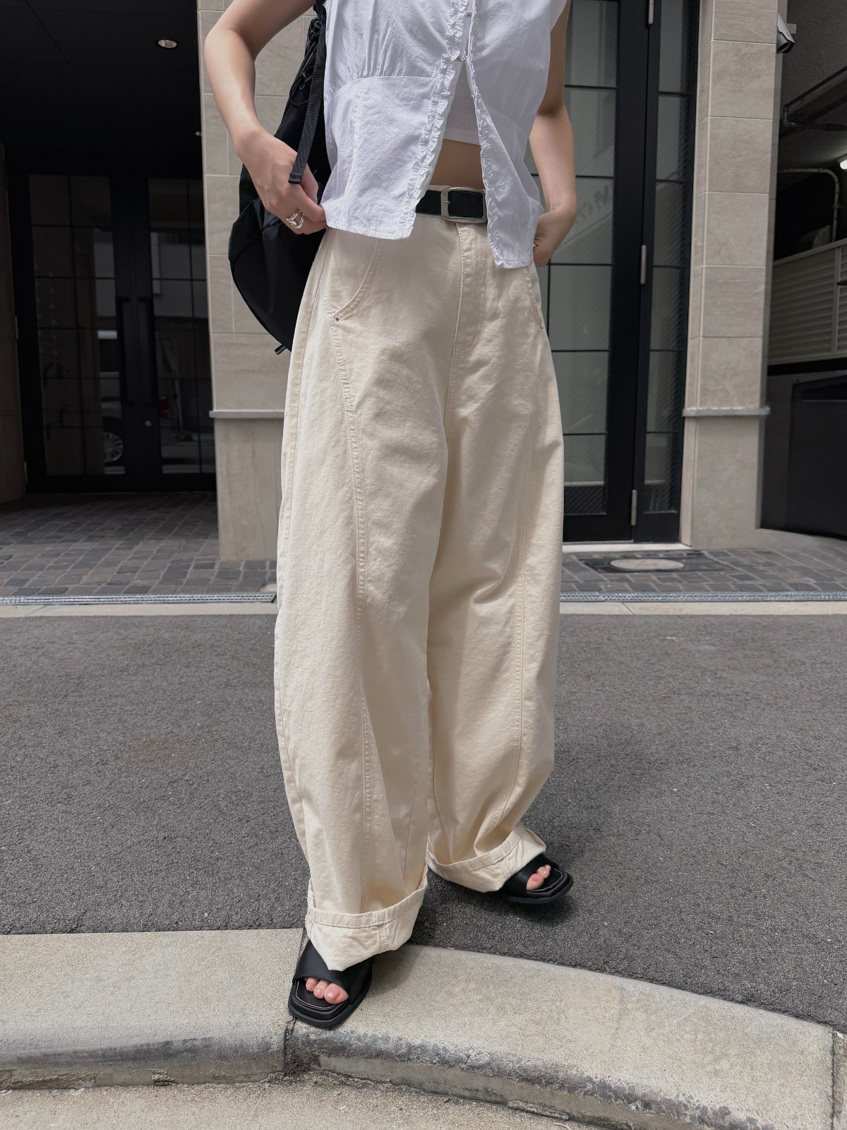 カーブシルエットソフトコットンパンツ｜レディースボトムス