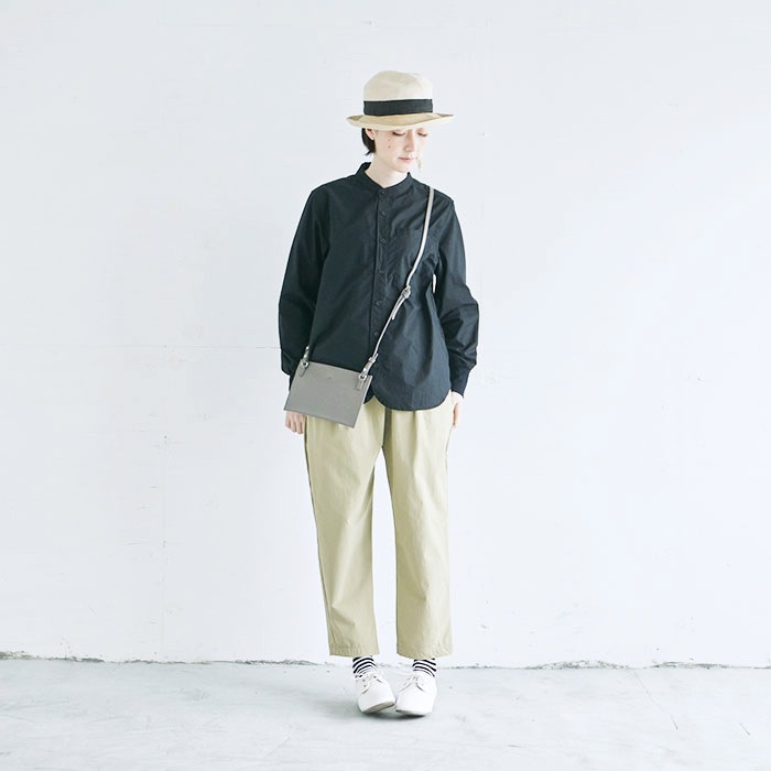 キナリノ掲載記念 Br Naru 村上きわこ チェルシー舞花 Br 春夏 黒シャツ クロップドパンツ マニッシュコーデ All Items Naru Online Store ナル オンラインストア