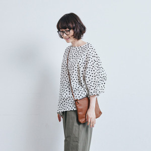 NARU(ナル) 60ローンリップルドットゆったりブラウス 649826　