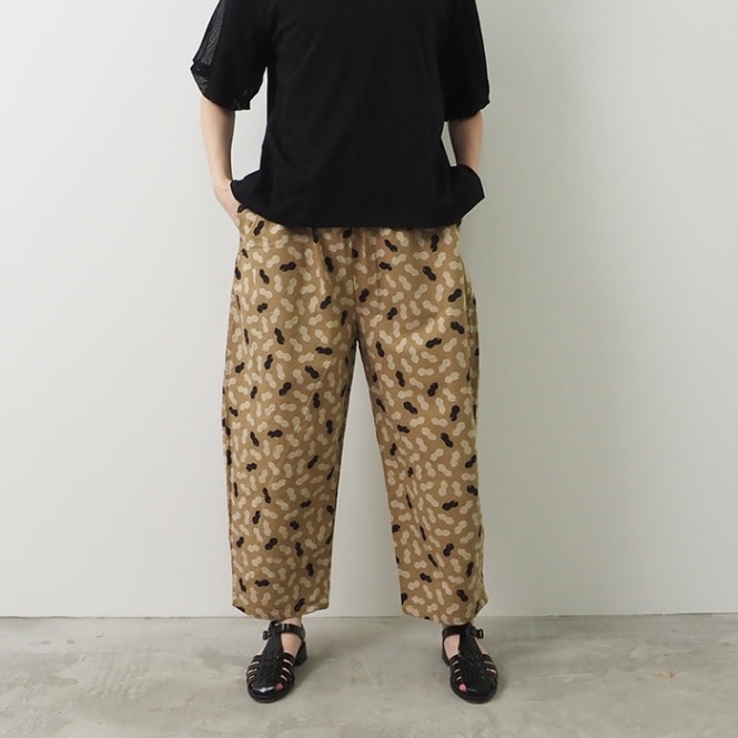 NARU(ナル) コットンリネンクロス ポップナッツプリント エッグパンツ 655810