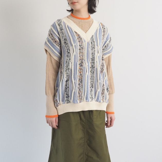 NARU(ナル) マーブルウェーブＶネックニットベスト 657601