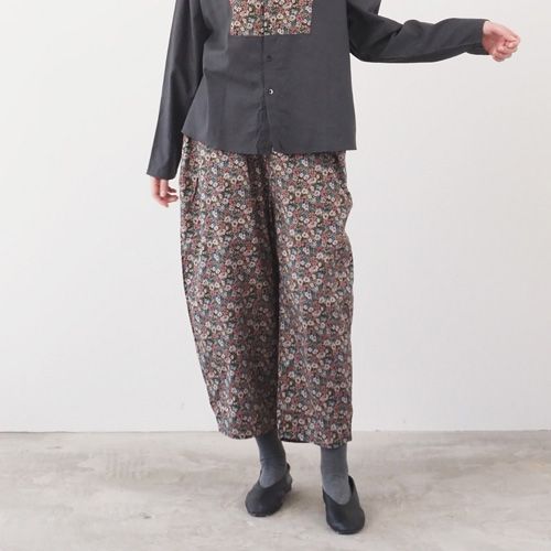 NARU(ナル) 30ビエラベタ小花柄 エッグパンツ 6658501