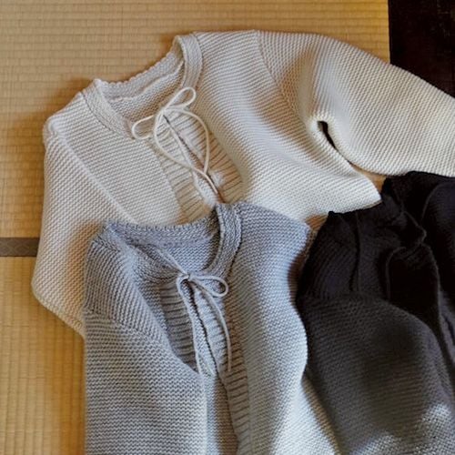 【予約】【kawasakiさんコラボ】NARU(ナル) タスマニアラムウールざっくりニットリボンカーデ 6W-ks-02