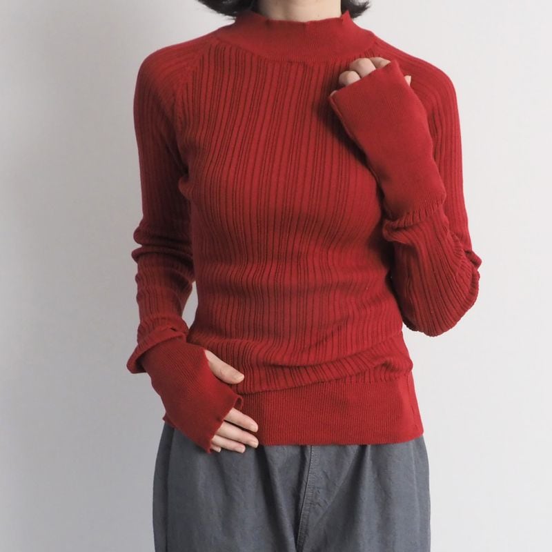 NARU(ナル) ランダムリブ Thumbholeハイネック 665700