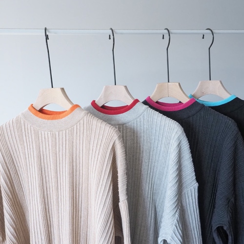 NARU(ナル) Hidamari Cotton ワイドリブバイカラーコモドニット 670710