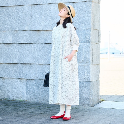 NARU(ナル) スケアコットンメランコリーフラワー ハンドベルワンピース 670920