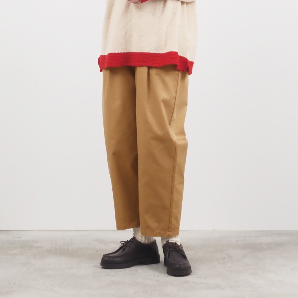 NARU(ナル) ギャバ タックテーパードパンツ 659997