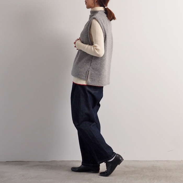 NARU(ナル) トラベルウールプレミアハイネックベスト 650241BD